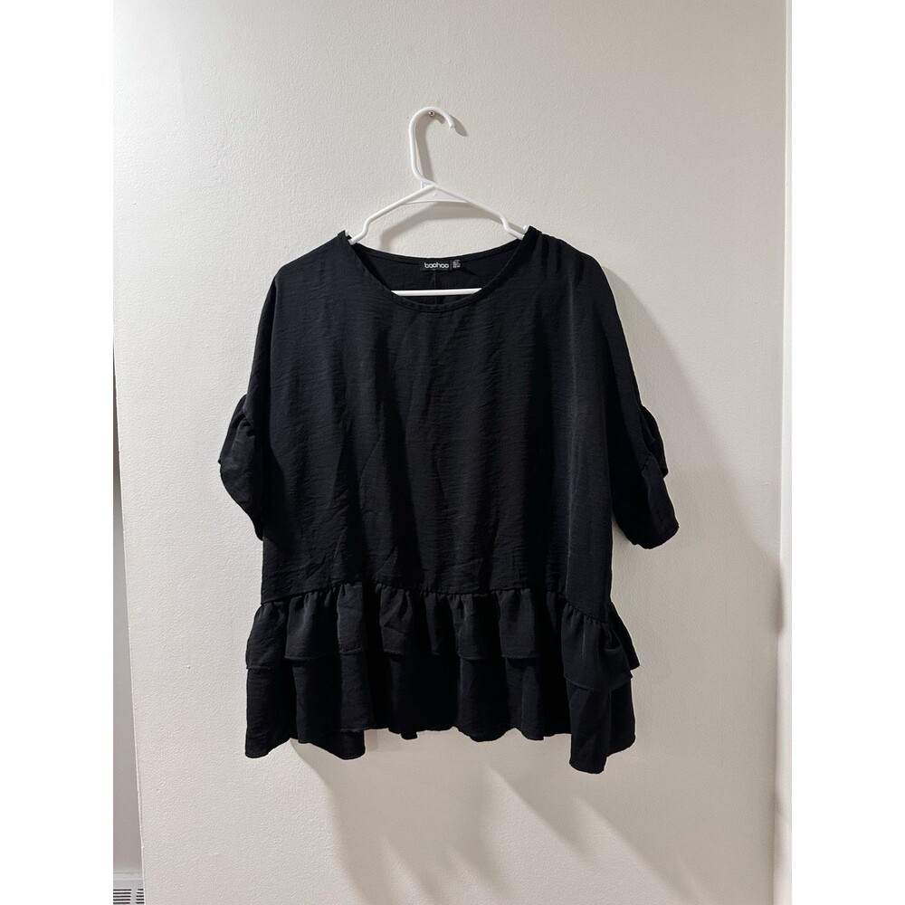 Boohoo Black Short Sleeve Ruffle Hem Tiered Blouse - Size USA 14